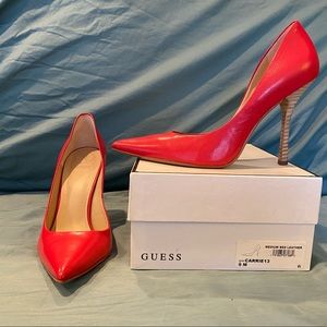 EUC Guess Red Stiletto Pumps 9